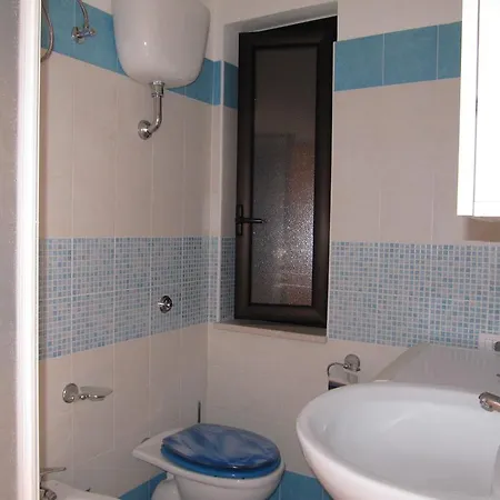 Apartment Casa Vacanze Attico Nemo