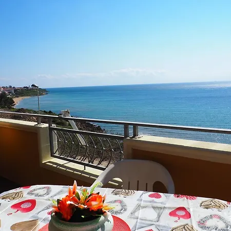 Apartment Casa Vacanze Attico Nemo