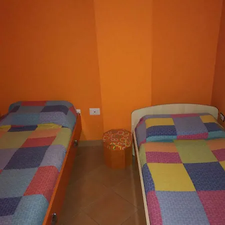 Apartment Casa Vacanze Attico Nemo *